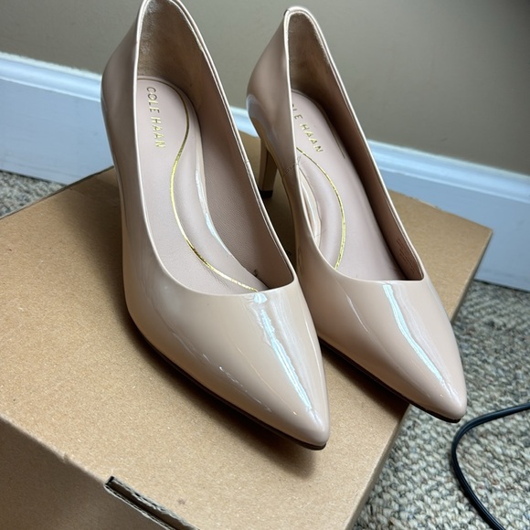 NWOT - Cole Haan Vandam Pump 65 mm, Size 8B, Brushed Patent Leather - Fabulous! - Picture 3 of 17